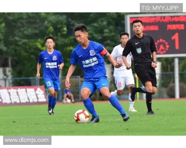 西安足球队在挑战赛积分榜中以70分稳居第一名展现强大实力